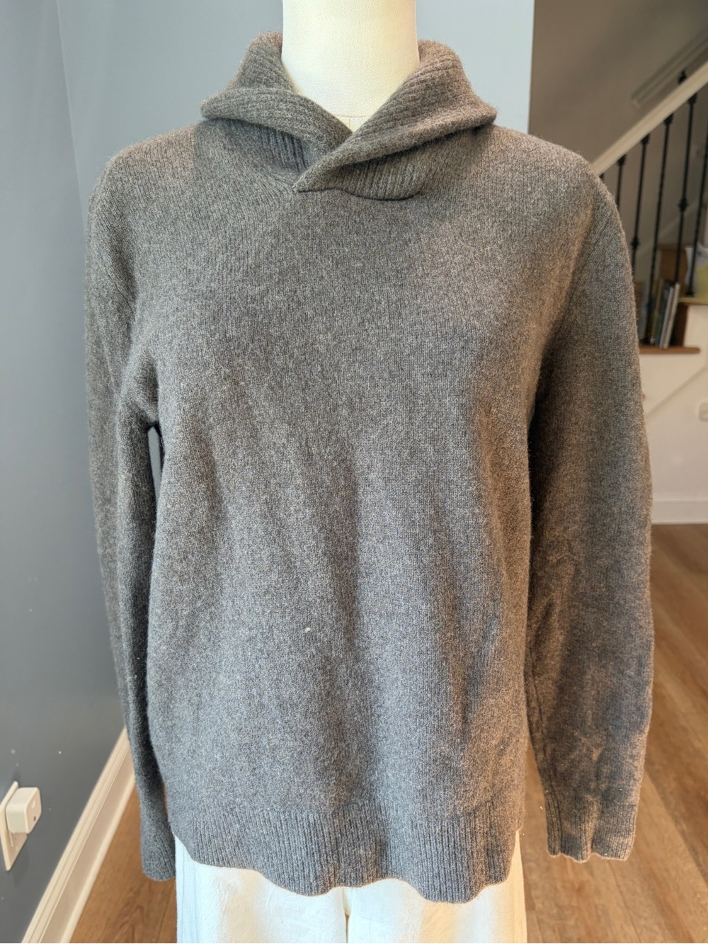 Banana Republic 100% Extra Fine Merino Wool Shawl Collar Sweater Gray S